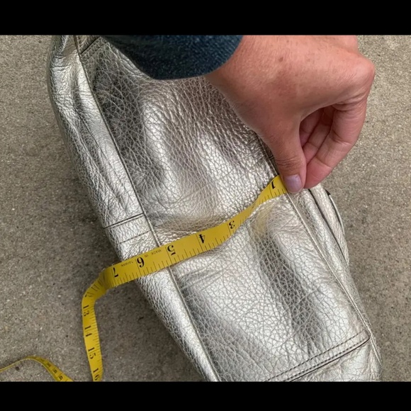 Coach Metallic Large Shoulder Tote Bag Purse with dust bag - Picture 5 of 8